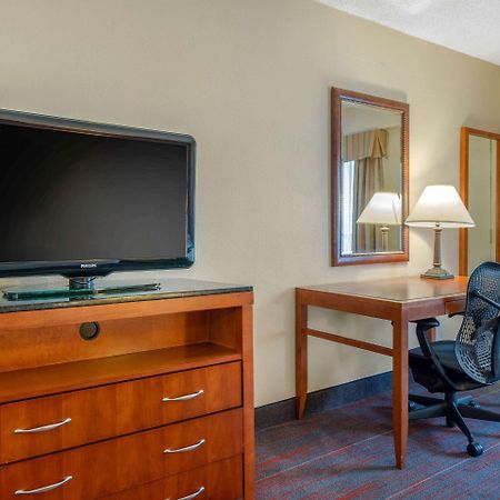 Quality Inn Savannah Historic District Zewnętrze zdjęcie