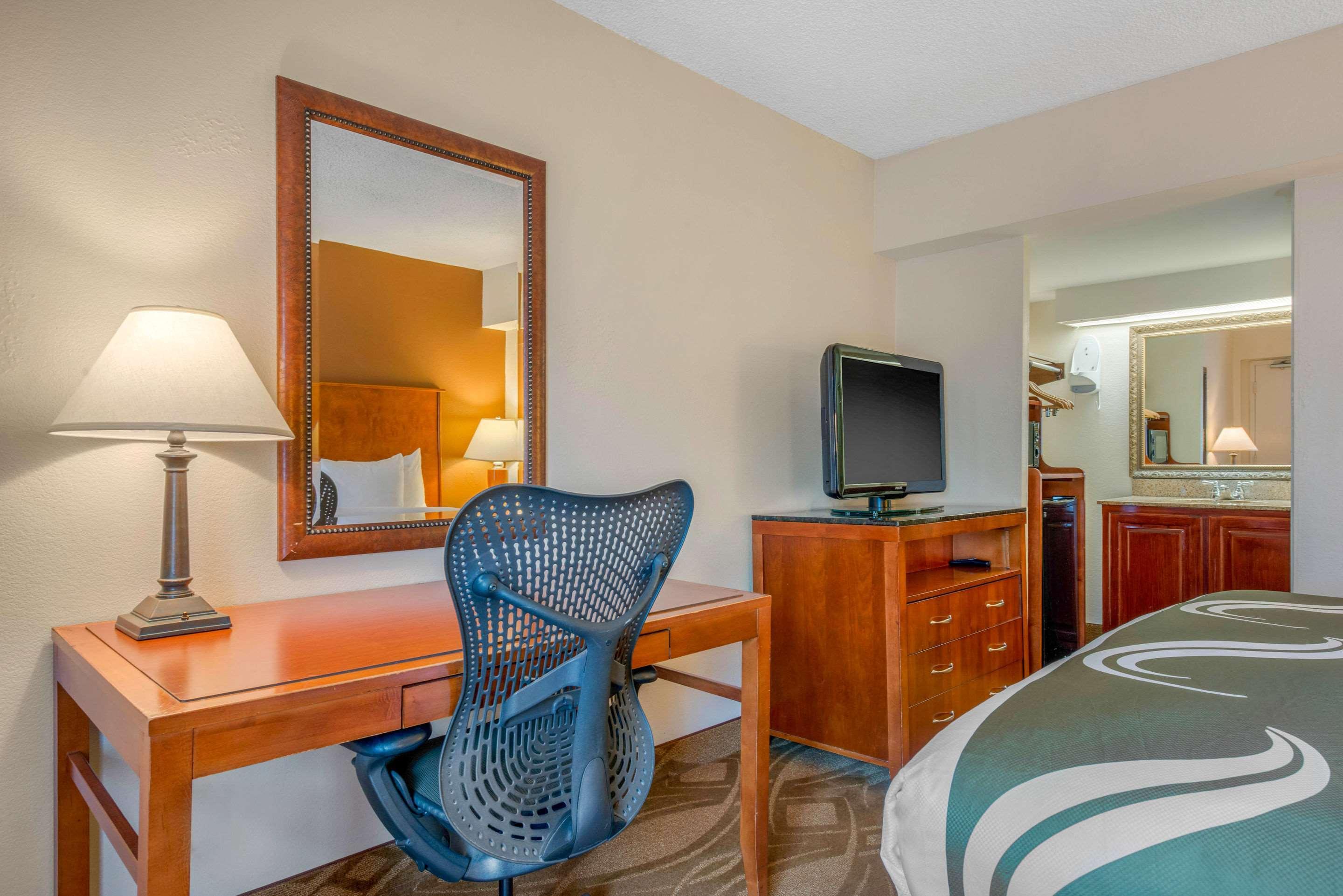 Quality Inn Savannah Historic District Zewnętrze zdjęcie