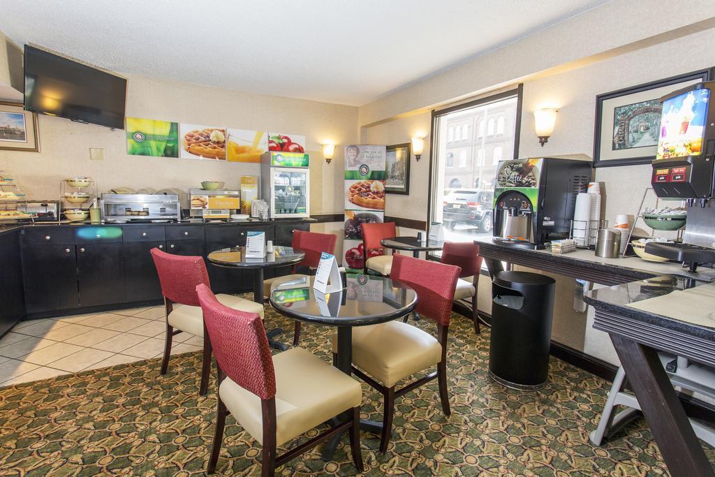 Quality Inn Savannah Historic District Zewnętrze zdjęcie
