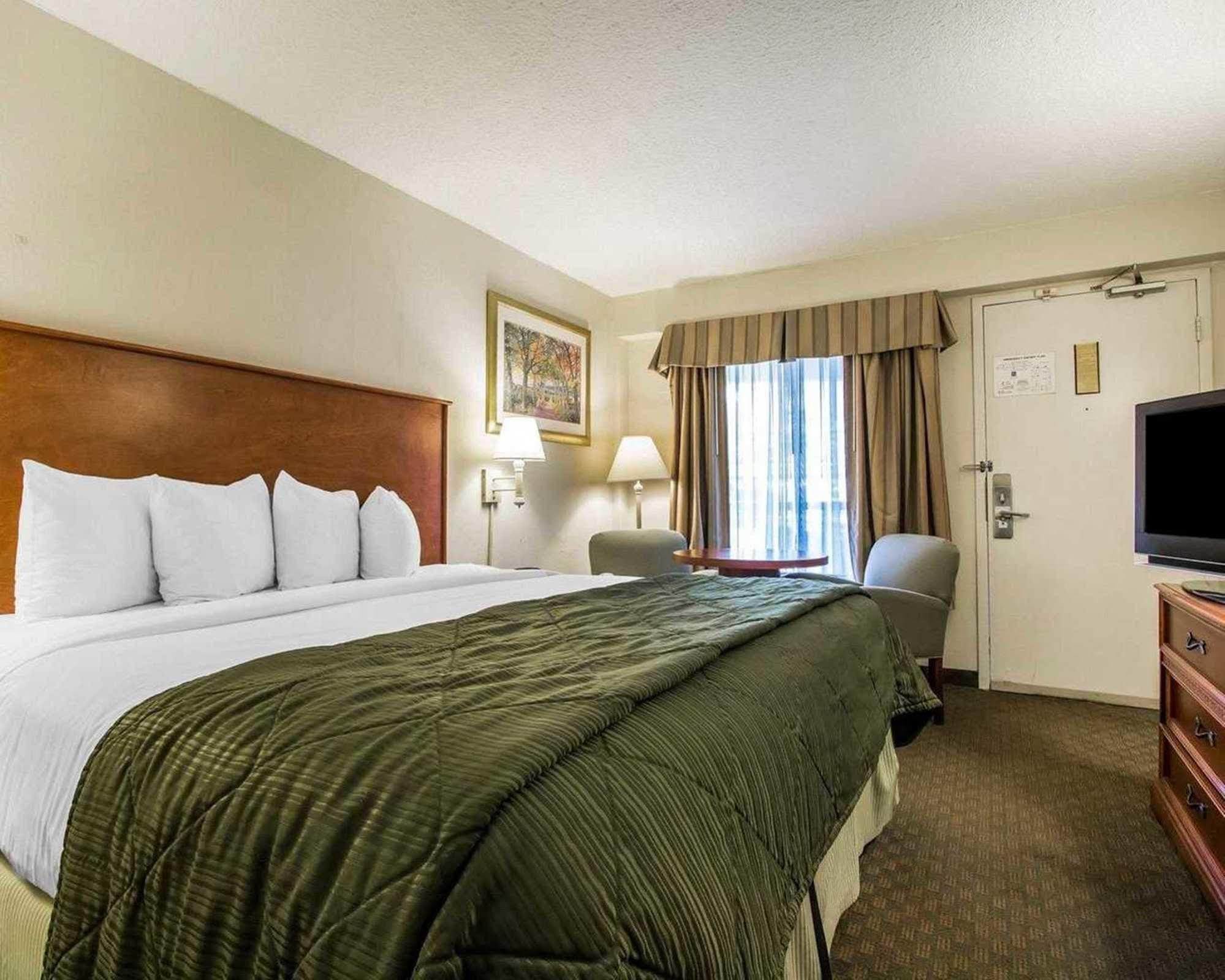 Quality Inn Savannah Historic District Zewnętrze zdjęcie